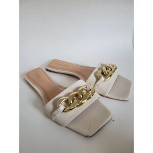 Carrano Womens White leather Gold Chain Flats size 8 square toe Modern Classic